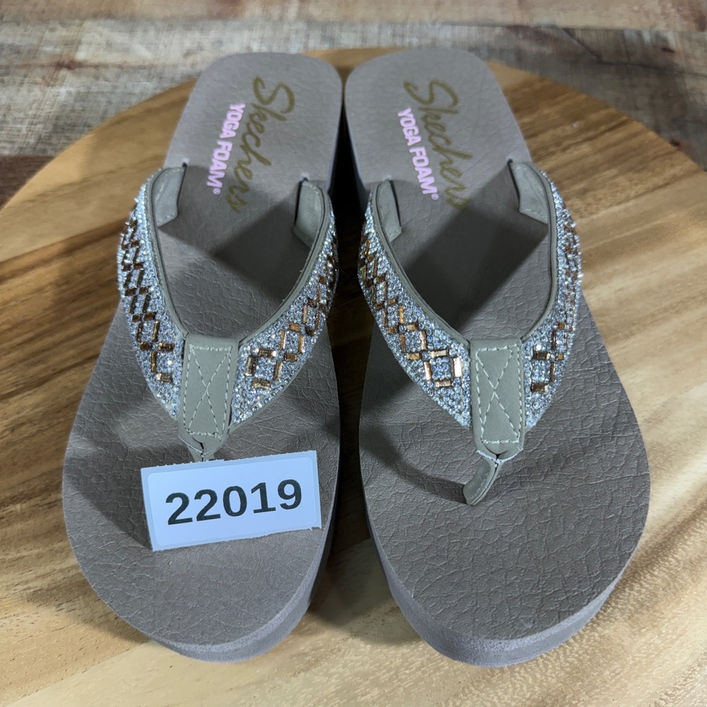 Skechers Flip Flops Women 10 Tan Yoga Foam Rhinestone Platform Wedge Sandals